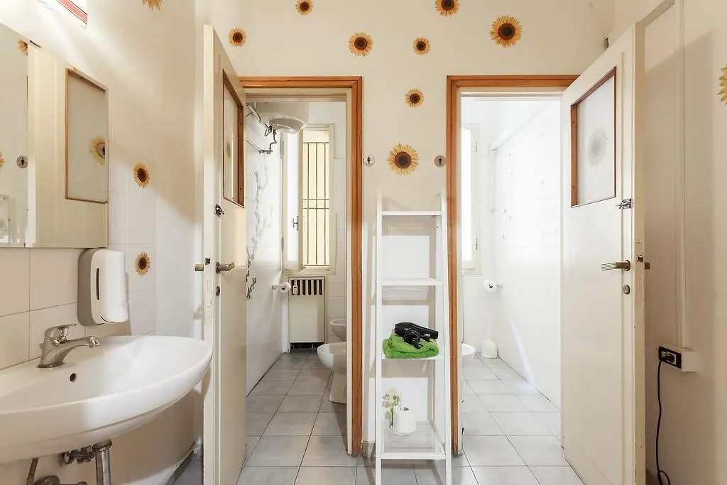 B&B Bologna Centro 3*,